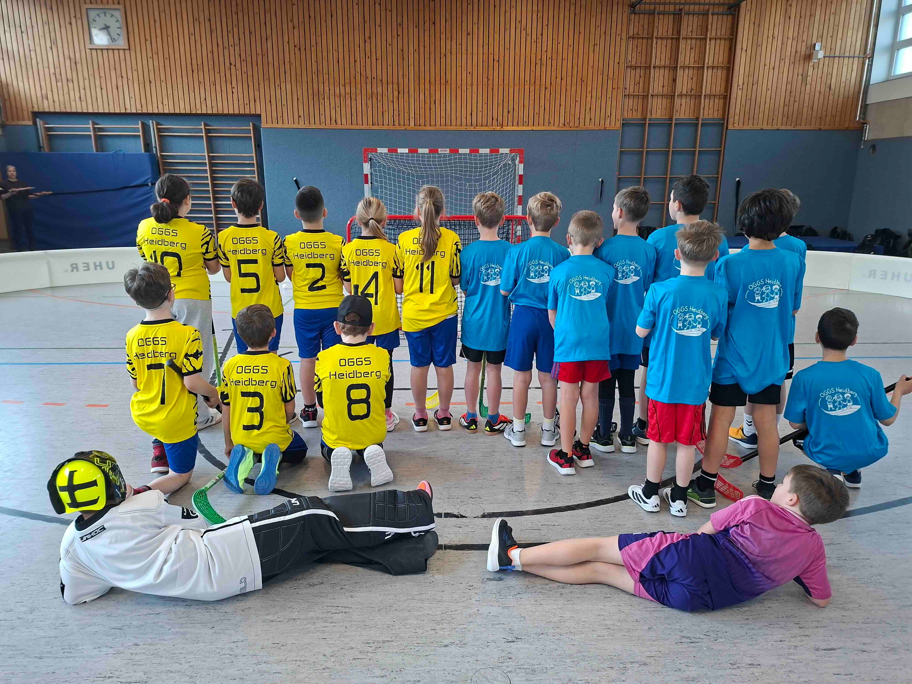 Floorballmannschaften der OGGS Heidberg